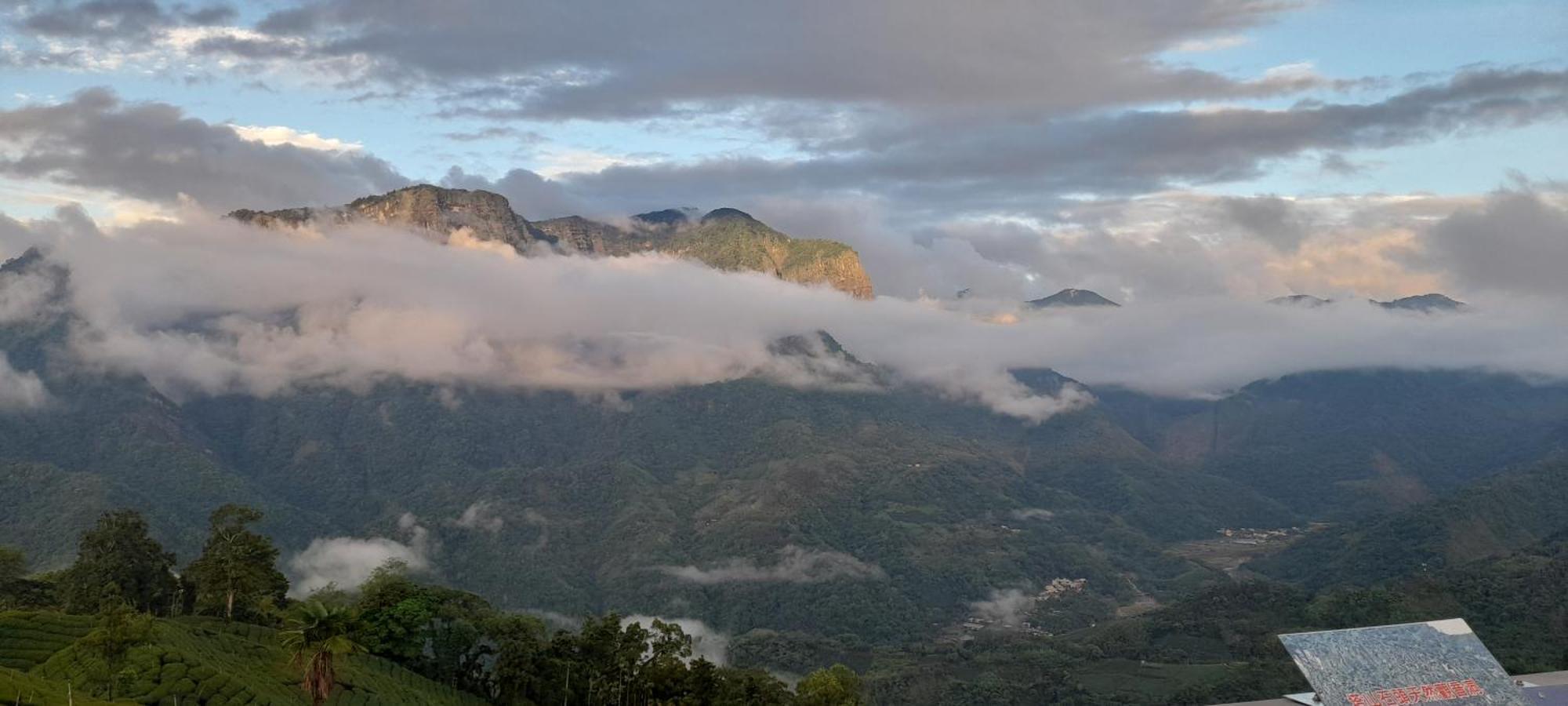 Alishan Shanyunhua B&B Homestay Meishan ภายนอก รูปภาพ